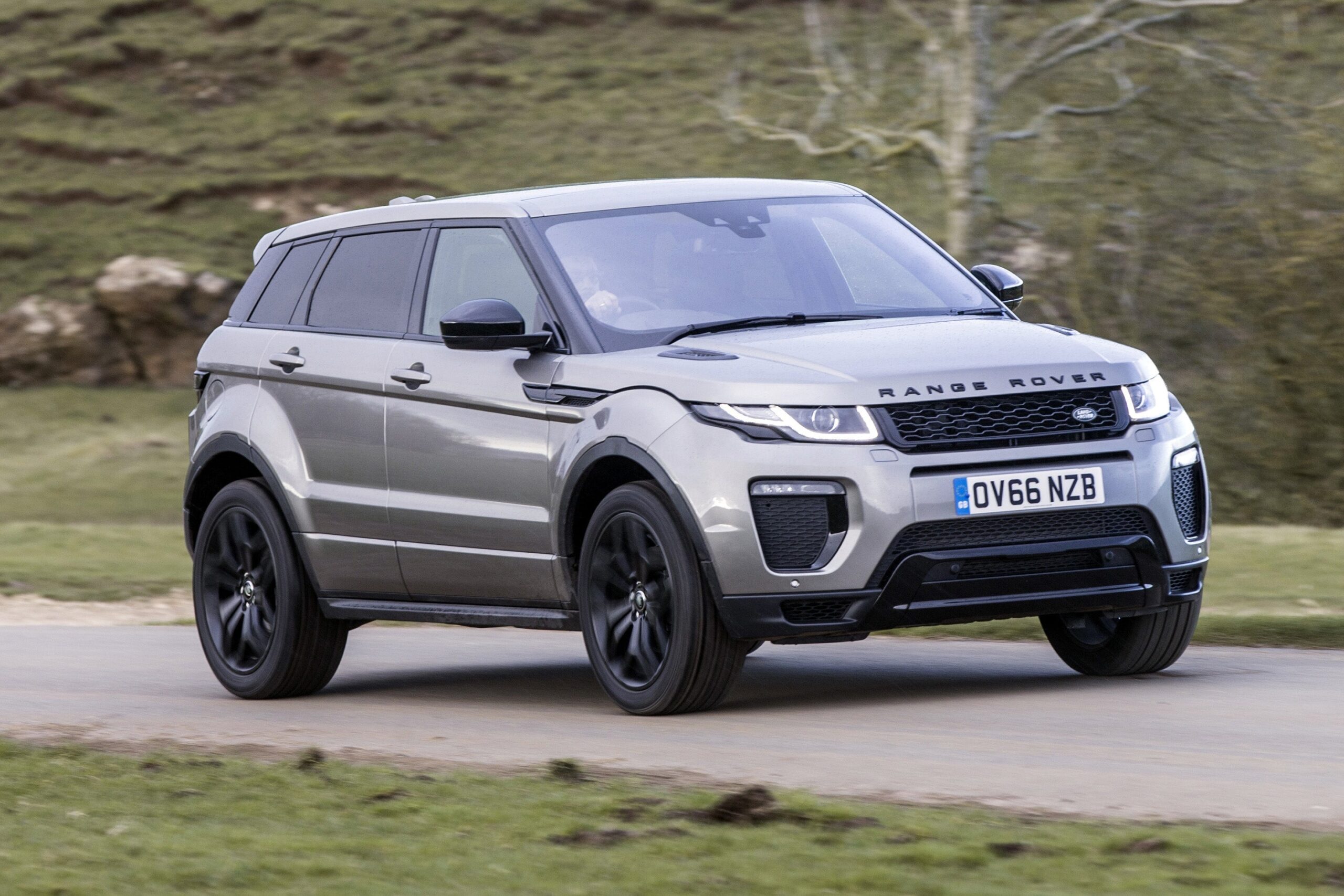 2024 Land Rover Range Rover Evoque - CarCentive Car Leasing 877-236-8483